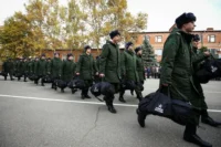 Первая команда призывников из Москвы отправилась на срочную службу